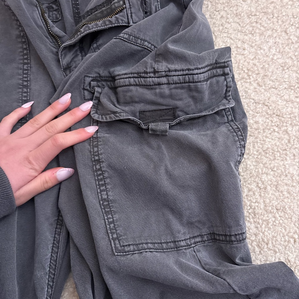 American Eagle Dark Gray Cargo Pants with Patch Pockets - Picture 6 of 7